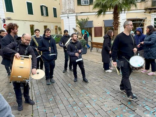 (Fotos y vídeos) Sigue la fiesta de Sant Antoni