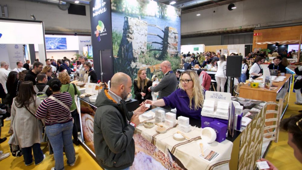 El departamento de Economía está presente en la feria acompañado de seis productores menorquines y cocineros de la isla.