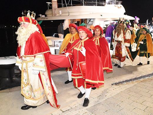 (Fotos) La noche más mágica del año arranca en Maó