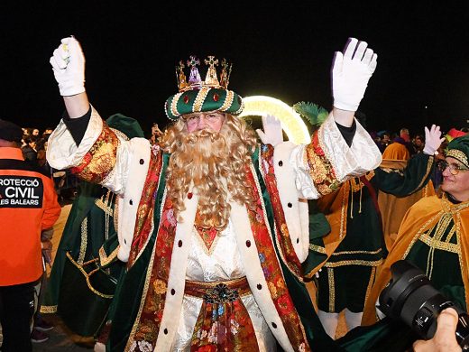 (Fotos) La noche más mágica del año arranca en Maó