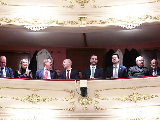 (Fotos y vídeo) La música pone el colofón a Sant Antoni