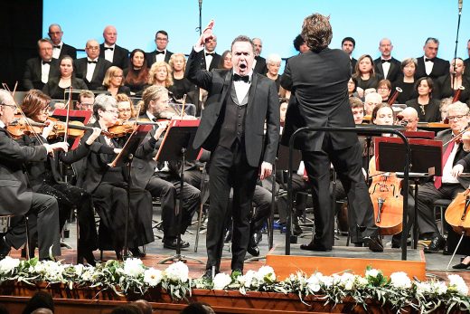 (Fotos y vídeo) La música pone el colofón a Sant Antoni