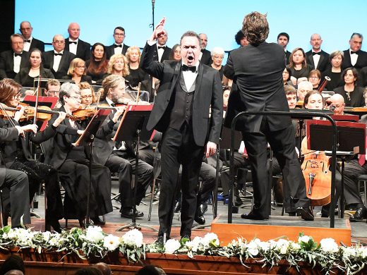 (Fotos y vídeo) La música pone el colofón a Sant Antoni