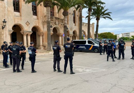 Control de seguridad en Sant Joan 2024.