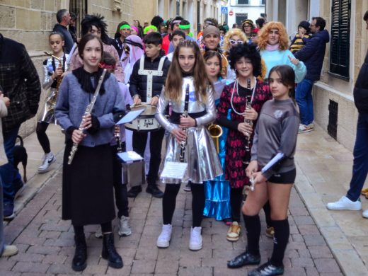 (Fotos) El carnaval arranca en Alaior