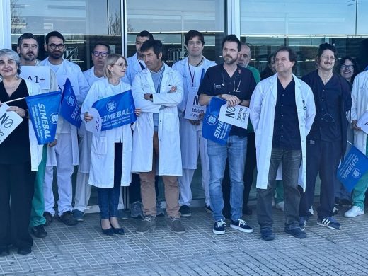 (Fotos) Los médicos y facultativos de Menorca protestan contra el nuevo Estatuto Marco