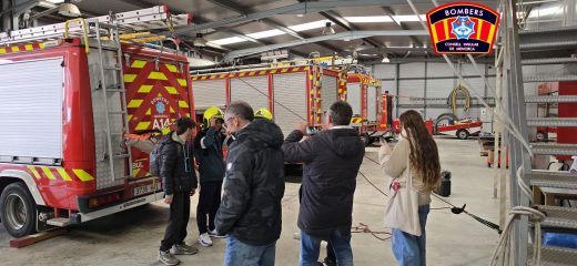 (Fotos) Los Bomberos de Menorca abren su parque a la Coordinadora de Personas con Discapacidad