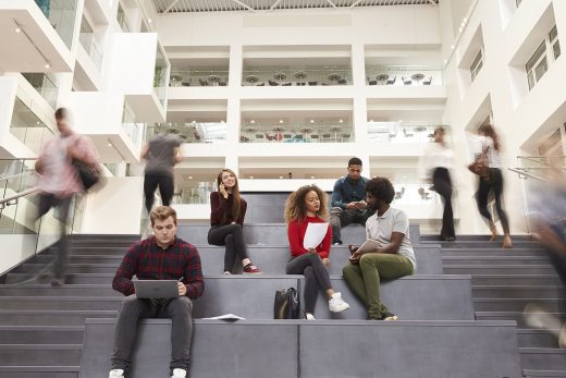 Estos campus han sido diseñados para responder a las necesidades actuales del mundo académico y laboral.