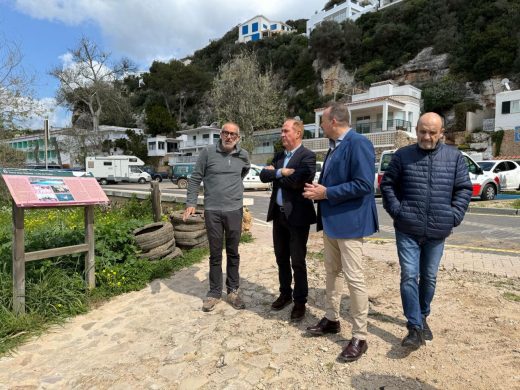 (Fotos) Cala en Porter recupera su aspecto habitual