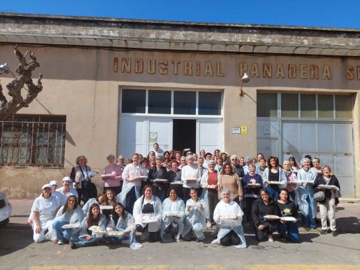 (Fotos) Made in Menorca: 60 personas participan en un taller sobre la tradicional formatjada