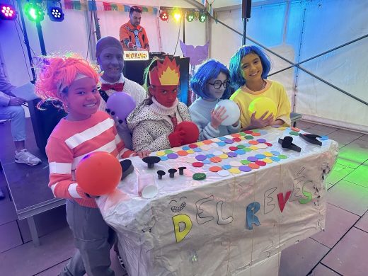 (Fotos) El carnaval lleva la fiesta a Es Mercadal y Fornells