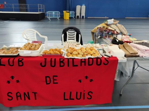 (Fotos) Sant Lluís se vuelca con el Dia de Balears