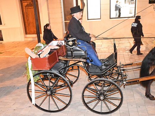 (Fotos) Dolor por la muerte de Camestortes