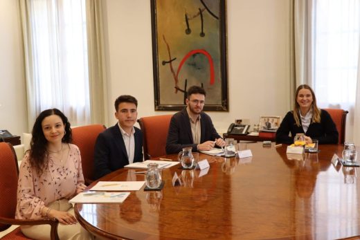 Representantes del Consell, reunidos con Marga Prohens.