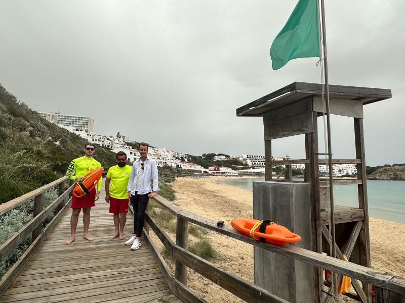 Servicio de socorrismo en las playas de Es Mercadal (Foto: Ajuntament Es Mercadal)