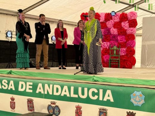 (Fotos) Se inaugura el real de la Feria de Abril en Es Castell