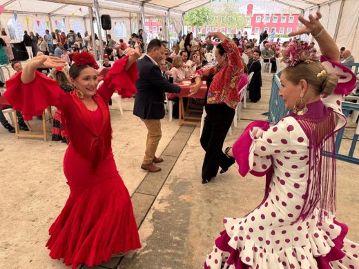 (Fotos) Se inaugura el real de la Feria de Abril en Es Castell