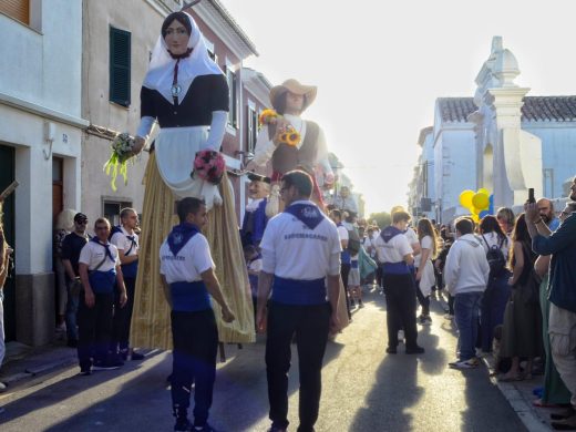 (Fotos) Flores y colores en Sant Climent