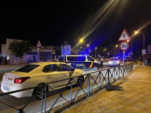 La Policía Nacional ha detienido a dos hombres por tráfico de drogas en una zona de ocio.