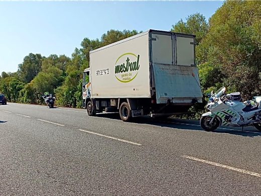 (Fotos) Una colisión entre cuatro vehículos en la carretera general deja tres heridos