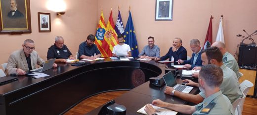 Reunión en Es Mercadal.