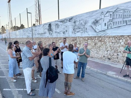 (Fotos) El mural que cuenta la historia de Es Castell